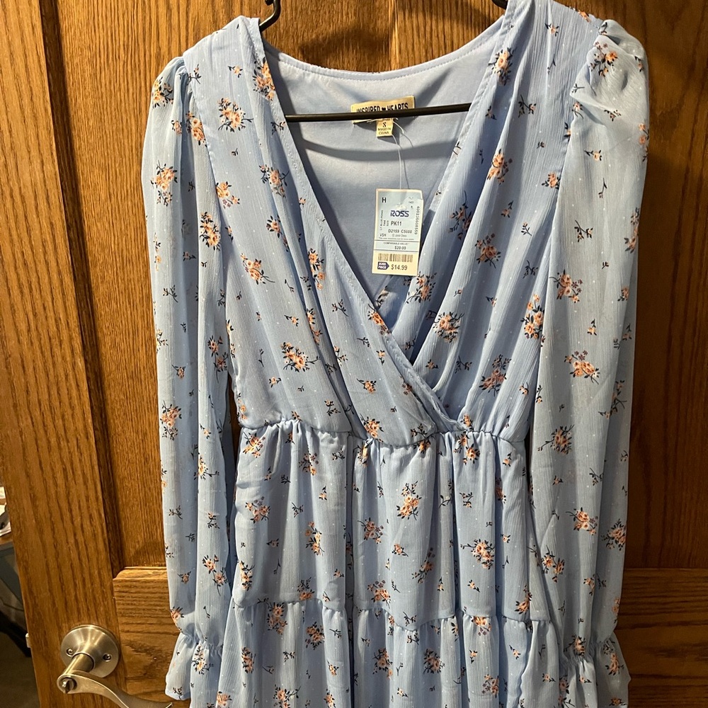 Inspired Hearts floral dress, size small, blue with pastel orange flowers
